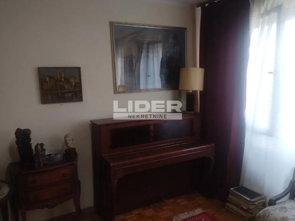 Prodaja, dvosoban stan, 66m², Novi Beograd Sve Podlokacije, Beograd