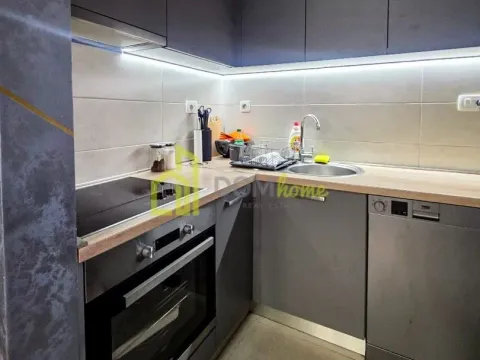 Prodaja, jednosoban stan, 53m², Tološi, Podgorica - image 7