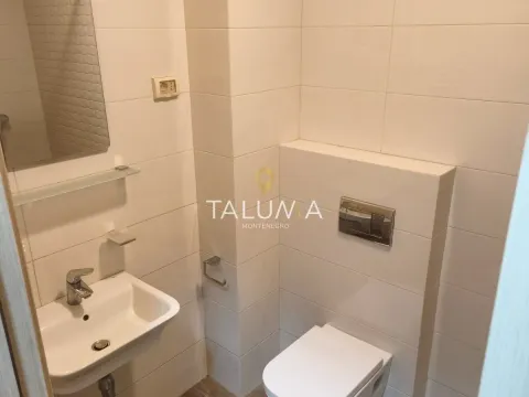 Izdavanje, jednosoban stan, 47m², City Kvart, Podgorica - image 6