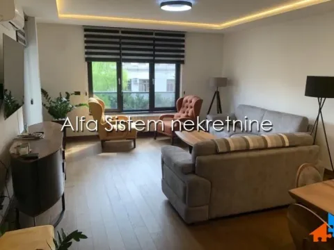 Stan in Čukarica