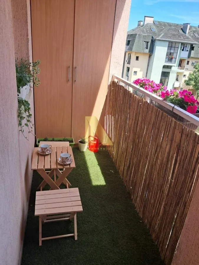 Prodaja, trosoban stan, 81m², Grbavica, Novi Sad Sve Podlokacije