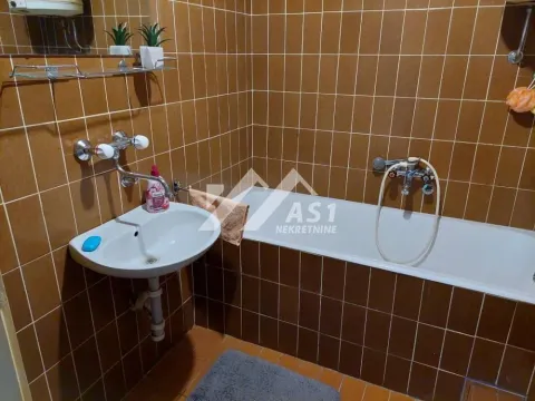 Izdavanje, jednosoban stan, 33m², Grbavica, Novi Sad Sve Podlokacije - image 6