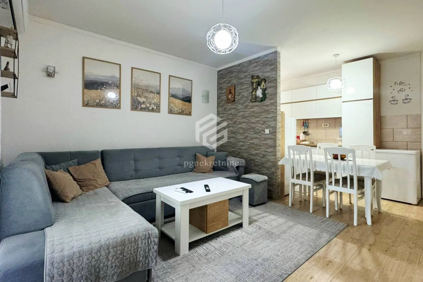 Prodaja, dvosoban stan, 48m², Kotor, Crna Gora