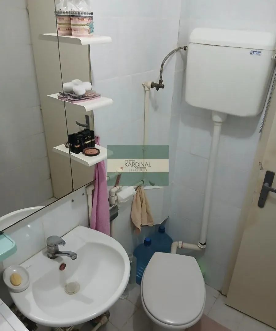 Prodaja, jednosoban stan, 37m², Centar, Jagodina