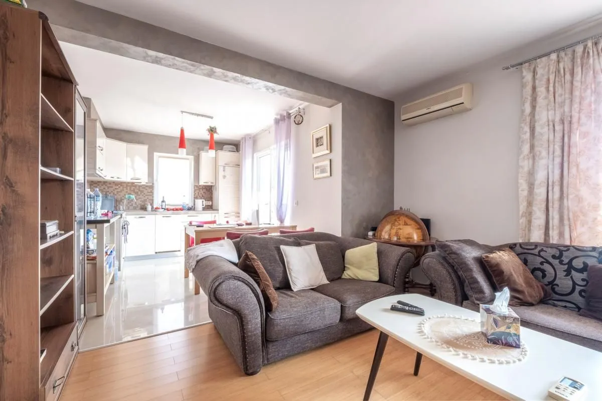 Prodaja, dvosoban stan, 76m², Budva, Crna Gora
