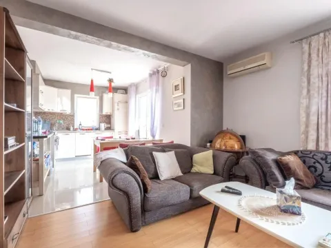 Sale, two bedroom apartment, 76m², Budva, Crna Gora - image 3
