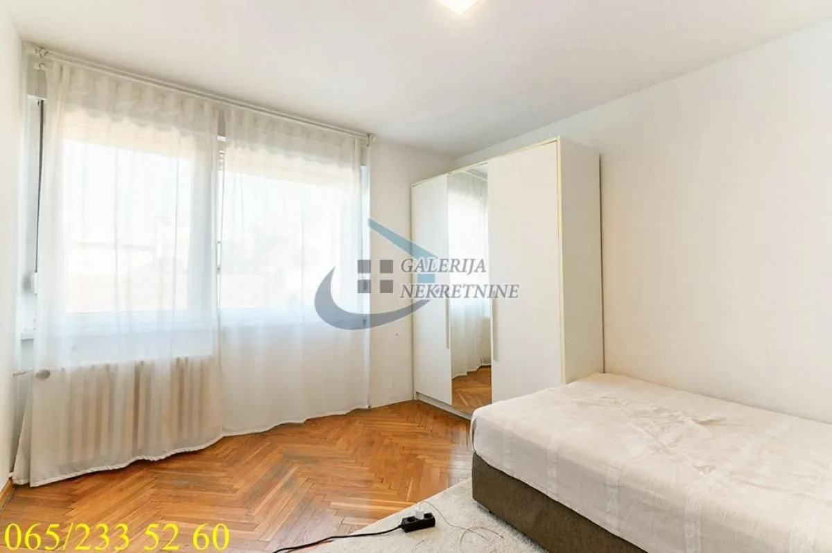 Prodaja, trosoban stan, 68m², Stari Grad, Beograd