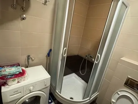 Rent, studio apartment, 28m², Blok 6, Podgorica - image 3