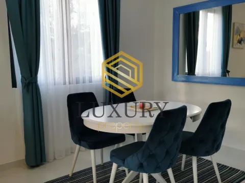 Rent, house, 200m², Krimovica, Kotor - image 6