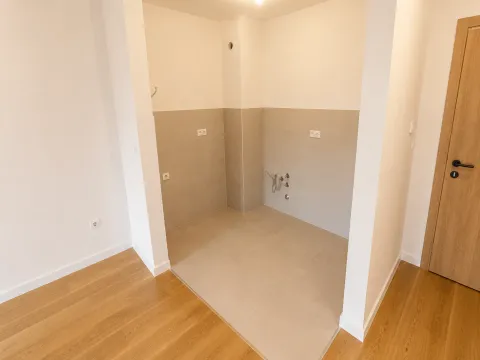 Prodaja, jednosoban stan, 40m², Central Point, Podgorica - image 5
