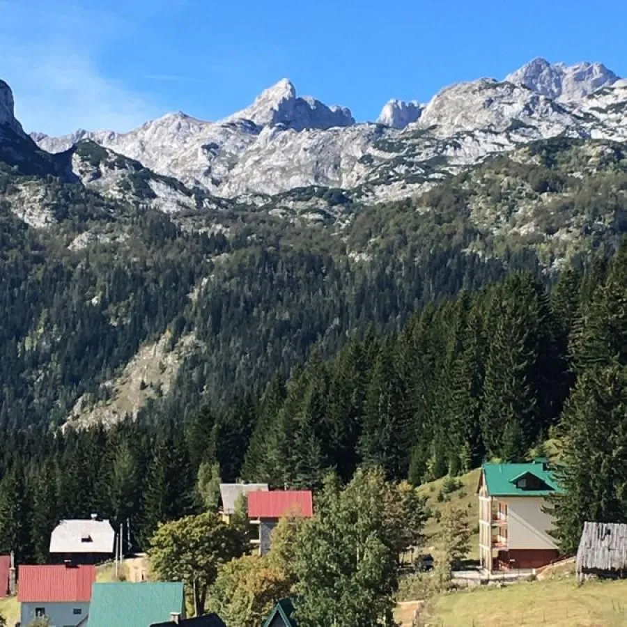 Prodaja, kuća, 375m², Žabljak, Crna Gora