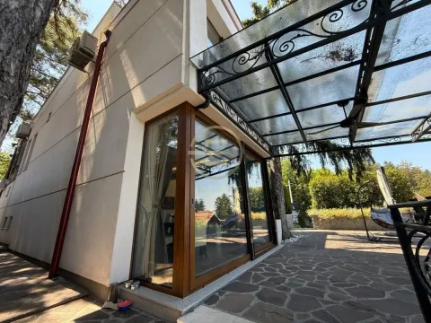 Prodaja, kuća, 318m², Sremska Kamenica, Petrovaradin - image 69