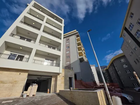 Prodaja, trosoban stan, 117m², Budva, Crna Gora - image 22