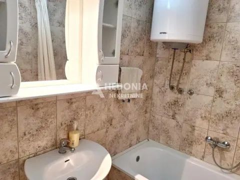 Rent, four bedroom apartment, 105m², Crveni Krst, Beograd - image 14