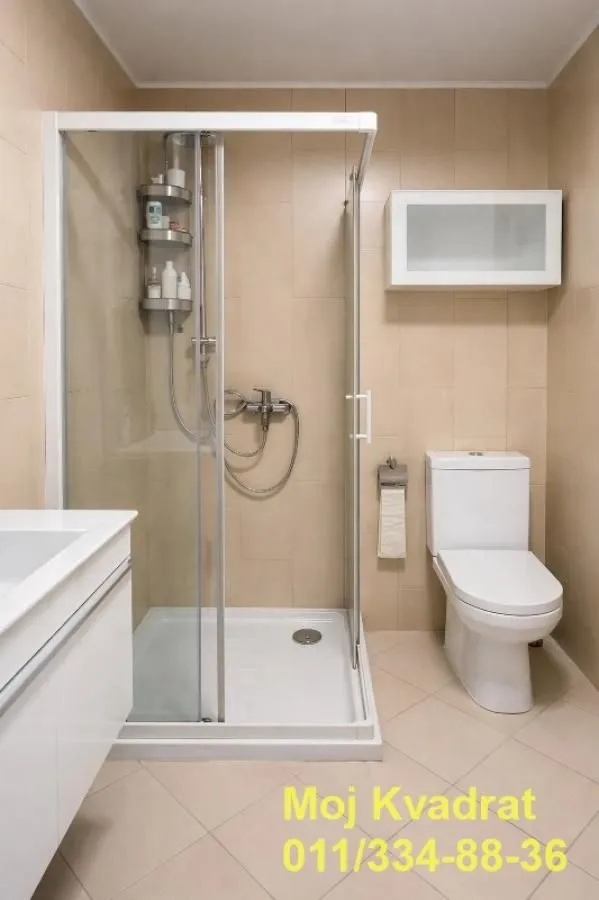 Prodaja, trosoban stan, 82m², Čubura, Beograd