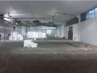 Izdavanje, poslovni prostor, 1377m², Surčin, Beograd - image 1