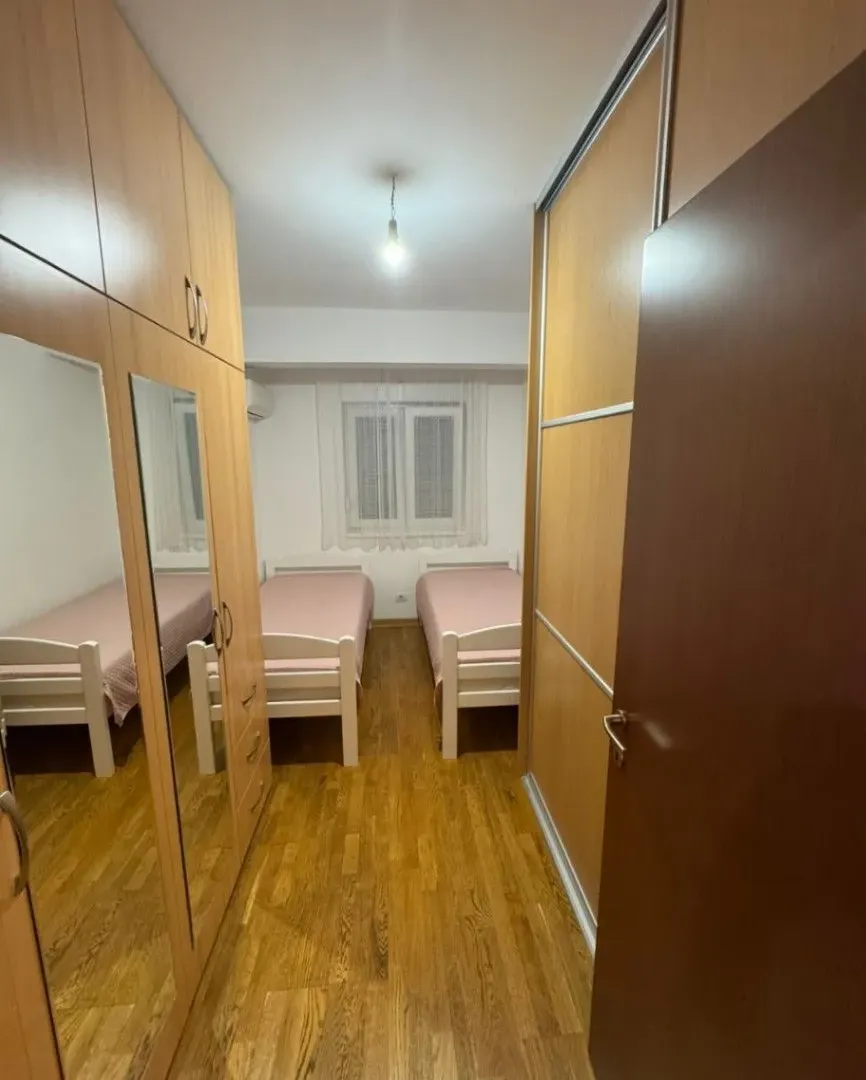Izdavanje, dvosoban stan, 72m², City Kvart, Podgorica