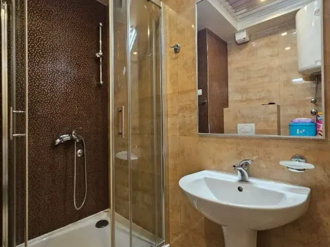 Prodaja, trosoban stan, 90m², Rozino, Budva - image 19