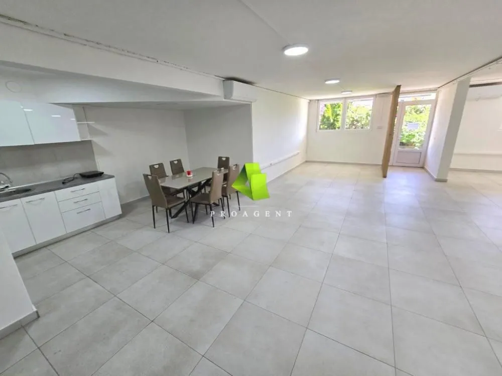 Rent, office space, 110m², Medijana, Niš