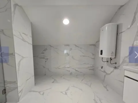 Prodaja, trosoban stan, 140m², Dobrota, Kotor - image 9