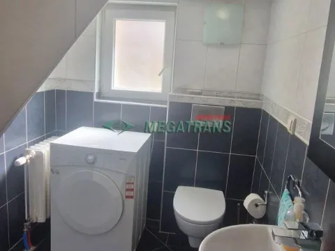 Izdavanje, kuća, 220m², Petrovaradin, Novi Sad - image 14