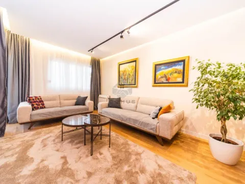 Izdavanje, dvosoban stan, 108m², Central Point, Podgorica - image 6