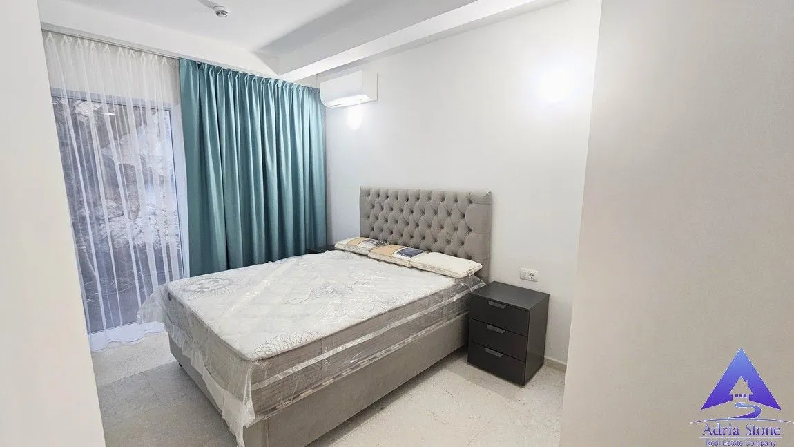 Sale, house, 350m², Kamenovo, Budva