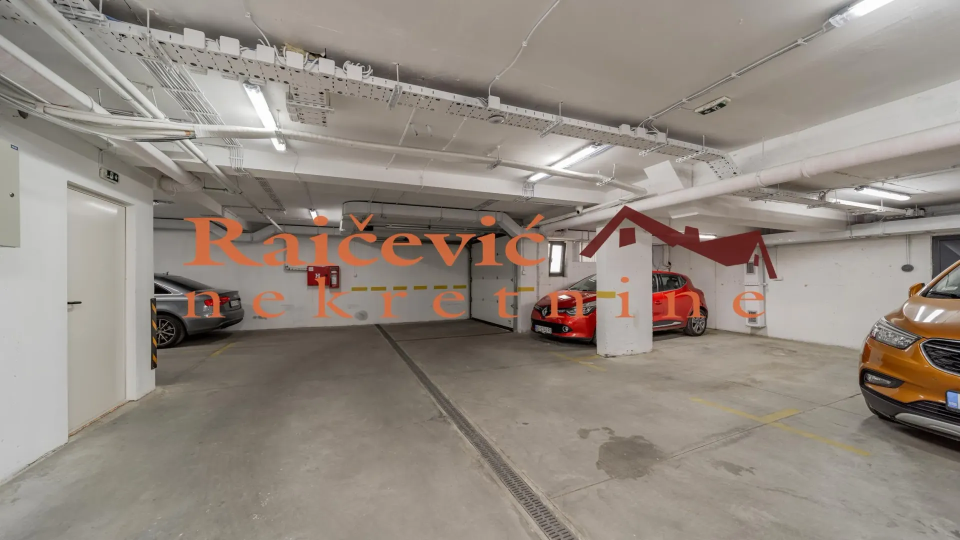 Prodaja, trosoban stan, 92m², Vračar Sve Podlokacije, Beograd
