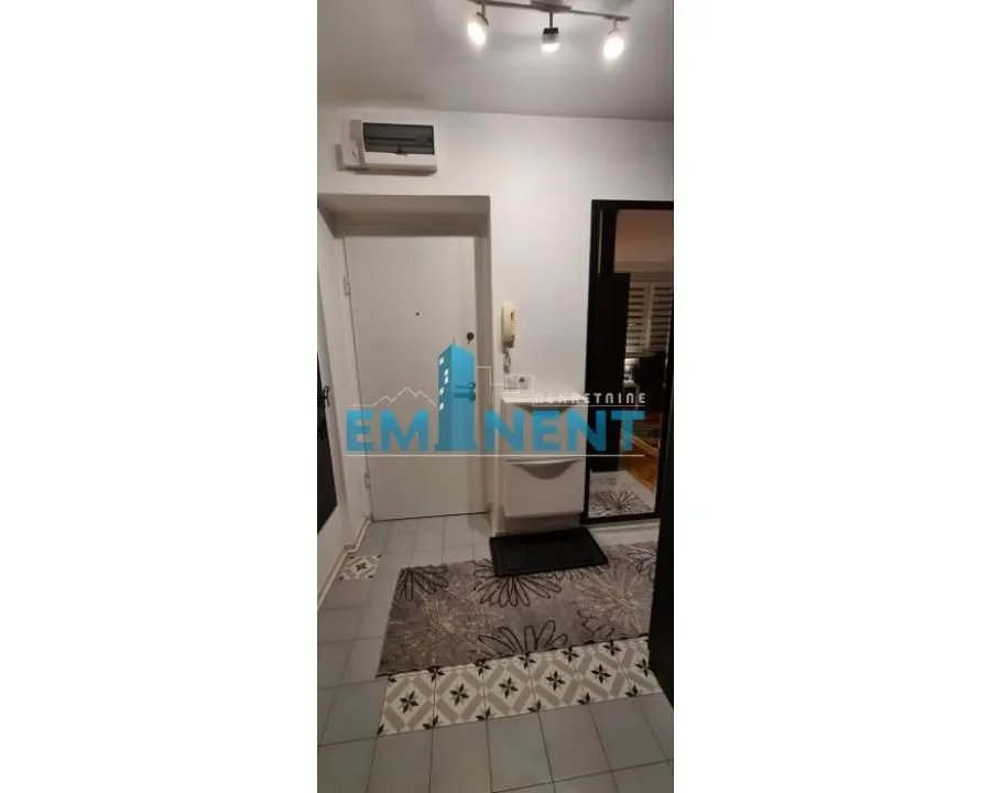 Rent, one bedroom apartment, 37m², Stari Grad, Beograd