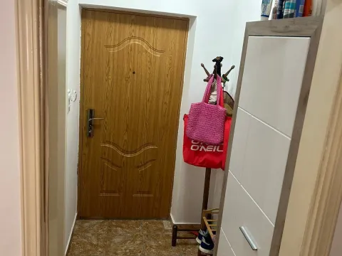 Izdavanje, garsonjera, 30m², Budva, Crna Gora - image 6