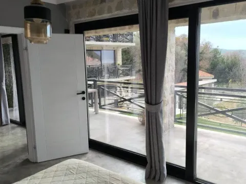 Rent, two bedroom apartment, 60m², Nalježići, Kotor - image 4