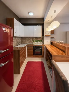 Rent, two bedroom apartment, 80m², City Kvart, Podgorica - image 5