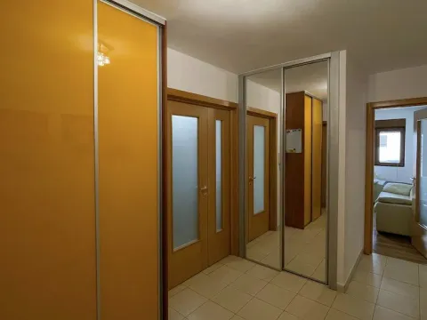 Sale, apartment, 103m², Stari Aerodrom, Podgorica - image 7