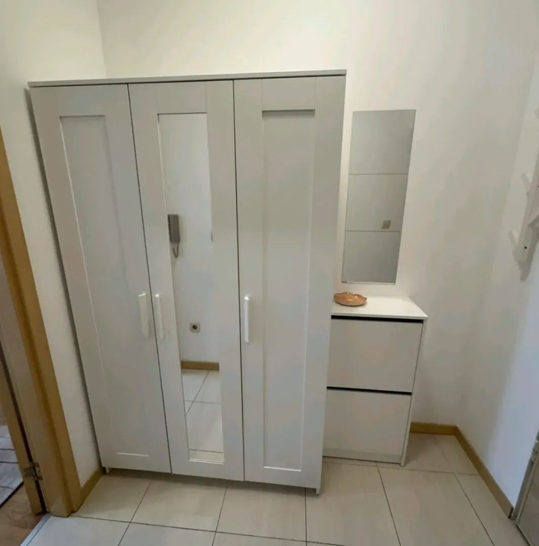 Izdavanje, garsonjera, 26m², Blok 6, Podgorica