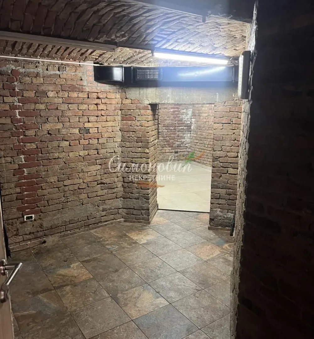 Sale, office space, 82m², Stari Grad, Beograd
