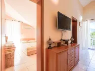 Sale, two bedroom apartment, 53m², Orahovac, Kotor - image 7