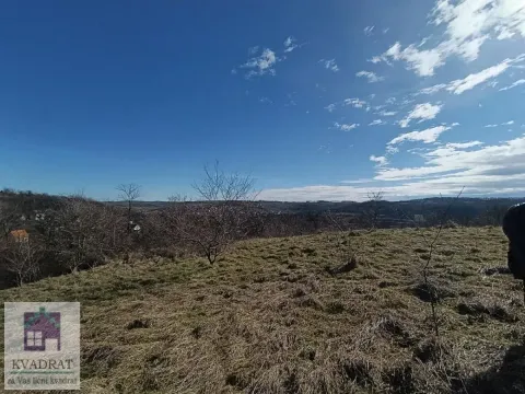 Zemljište in Mala Moštanica