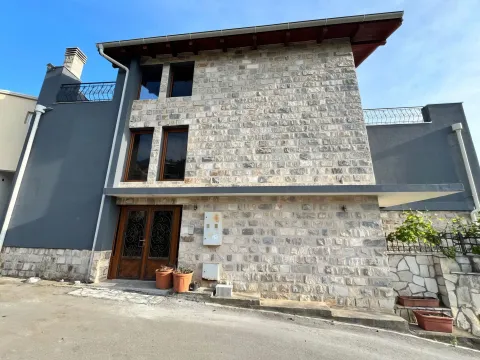 Kuća in Bečići