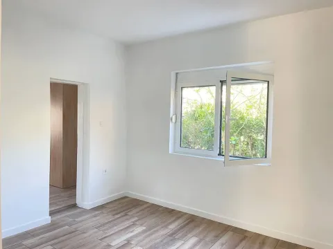 Sale, house, 118m², Budva okolina, Budva - image 9