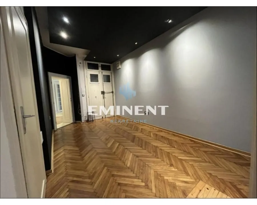 Rent, three bedroom apartment, 80m², Stari Grad, Beograd