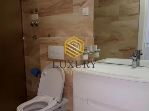 Rent, one bedroom apartment, 70m², Tree cane, Budva - image 2