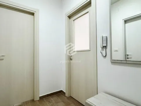 Rent, one bedroom apartment, 47m², Stari Aerodrom, Podgorica - image 9