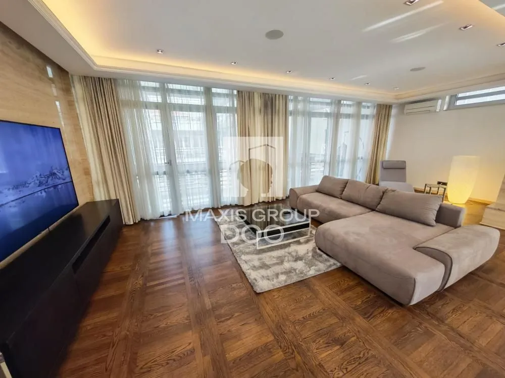Rent, four bedroom apartment, 148m², Savski Venac, Beograd