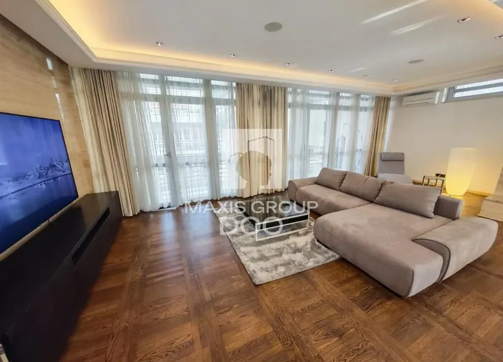 Rent, four bedroom apartment, 148m², Savski Venac, Beograd