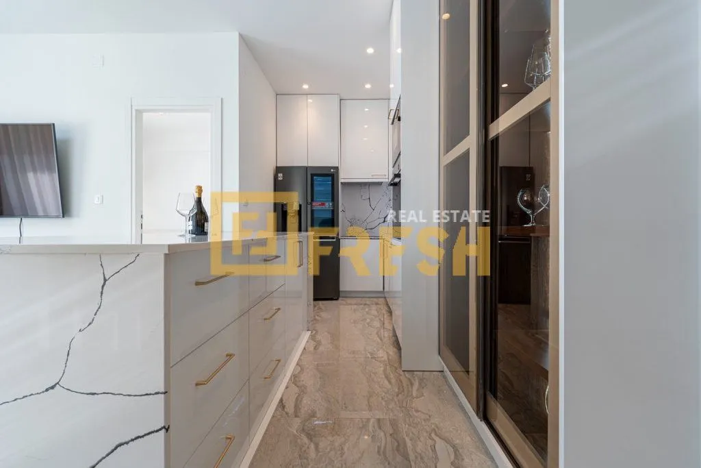 Sale, one bedroom apartment, 136m², Rafailovići, Budva