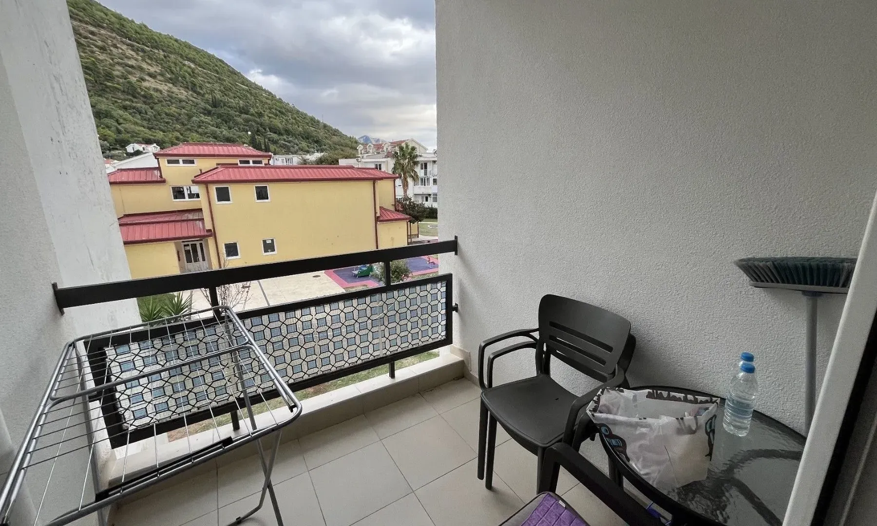 Rent, one bedroom apartment, 53m², Babilonija, Budva