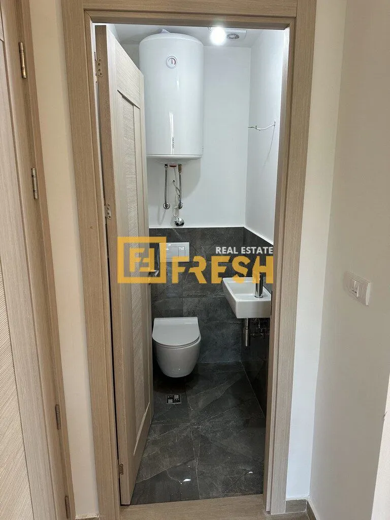 Prodaja, dvosoban stan, 70m², Rafailovići, Budva