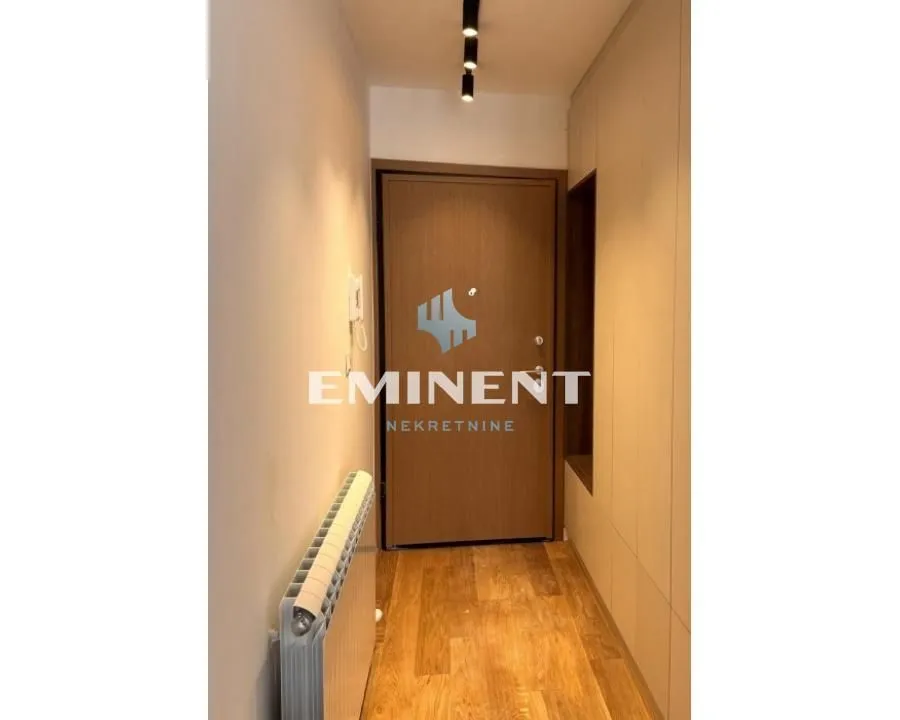 Rent, three bedroom apartment, 65m², Čubura, Beograd