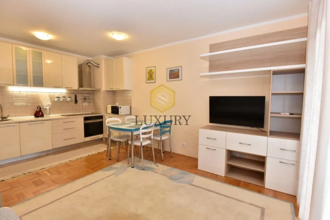 Rent, two bedroom apartment, 65m², Kod Big Fashion-a, Podgorica