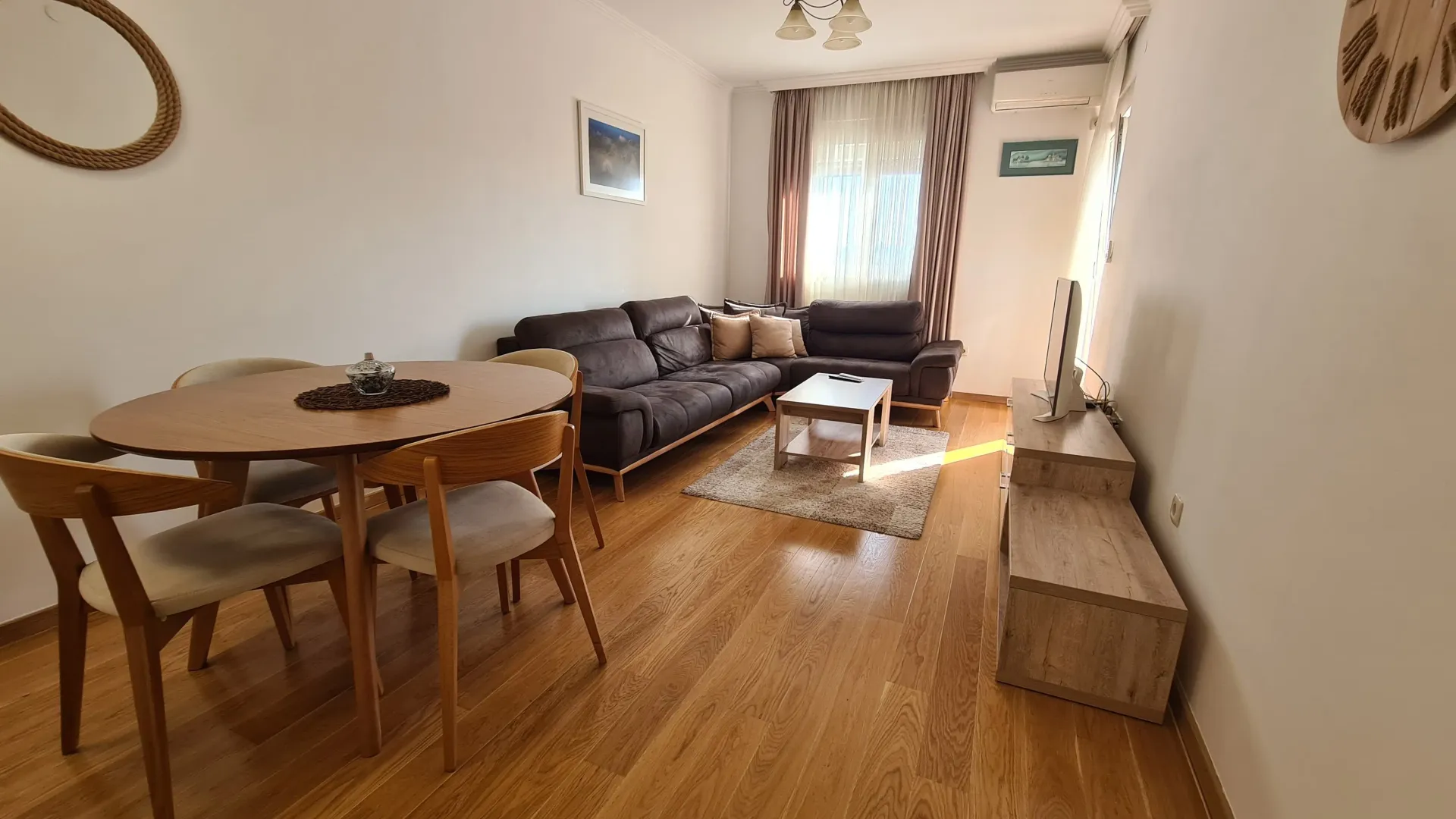 Izdavanje, jednosoban stan, 46m², City Kvart, Podgorica